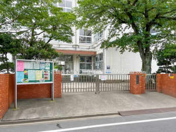 ���ӊ��@�����旧�Ԕ������w�Z300m