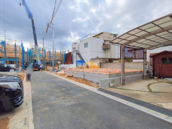 �O�ʓ��H�܂ތ��n�ʐ^�@-