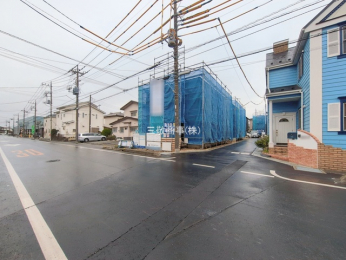 �O�ʓ��H�܂ތ��n�ʐ^�@-