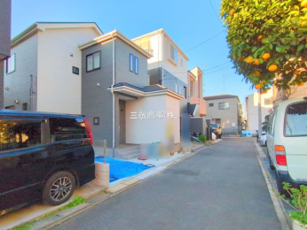 �O�ʓ��H�܂ތ��n�ʐ^�@-