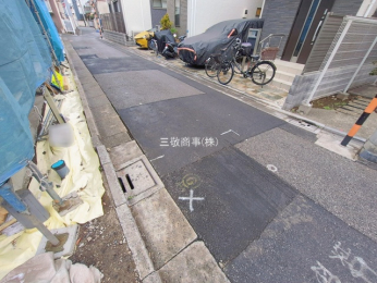 �O�ʓ��H�܂ތ��n�ʐ^�@-