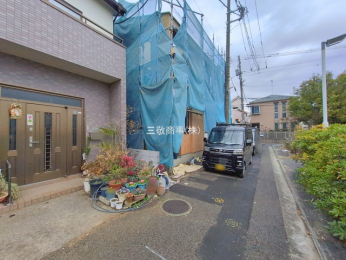 �O�ʓ��H�܂ތ��n�ʐ^�@-