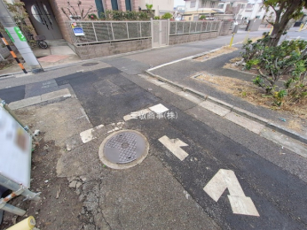 �O�ʓ��H�܂ތ��n�ʐ^�@-