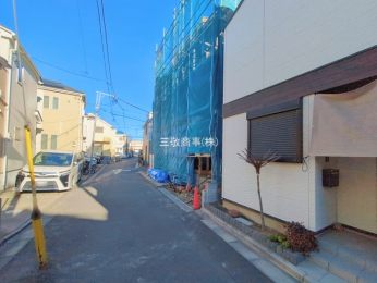 �O�ʓ��H�܂ތ��n�ʐ^�@-