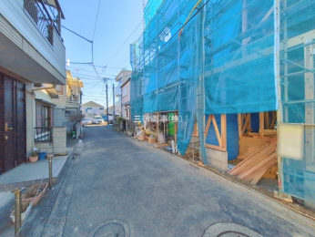 �O�ʓ��H�܂ތ��n�ʐ^�@-