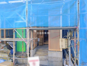 �O�ʓ��H�܂ތ��n�ʐ^�@-