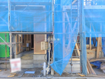 �O�ʓ��H�܂ތ��n�ʐ^�@-