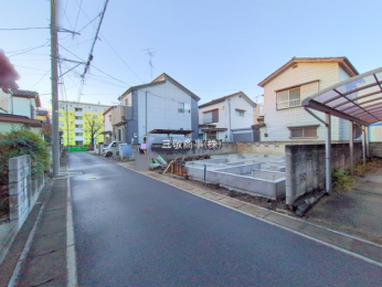 �O�ʓ��H�܂ތ��n�ʐ^�@-