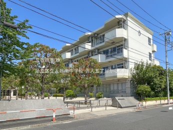 ���ӊ��@�����旧���J�쒆�w�Z800m