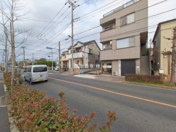 �O�ʓ��H�܂ތ��n�ʐ^�@-