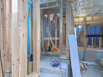 �O�ʓ��H�܂ތ��n�ʐ^�@-