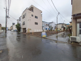 �O�ʓ��H�܂ތ��n�ʐ^�@-