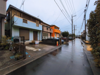 �O�ʓ��H�܂ތ��n�ʐ^�@-