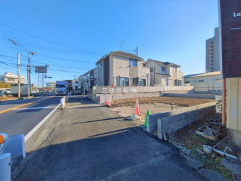 �O�ʓ��H�܂ތ��n�ʐ^�@-