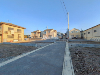 �O�ʓ��H�܂ތ��n�ʐ^�@-