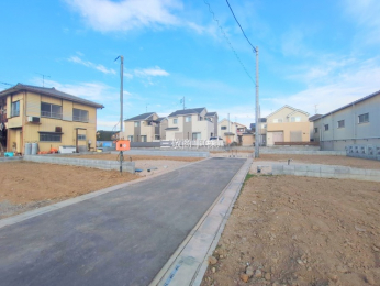 �O�ʓ��H�܂ތ��n�ʐ^�@-