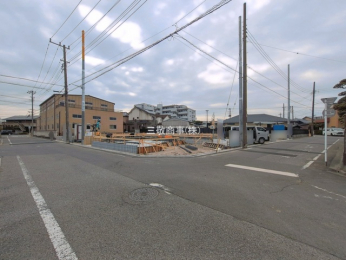 �O�ʓ��H�܂ތ��n�ʐ^�@-