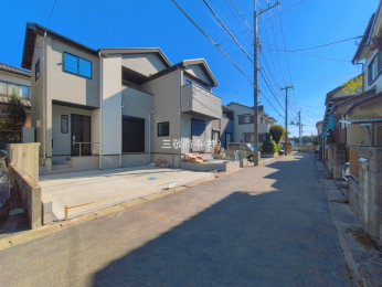 �O�ʓ��H�܂ތ��n�ʐ^�@-