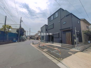 �O�ʓ��H�܂ތ��n�ʐ^�@-