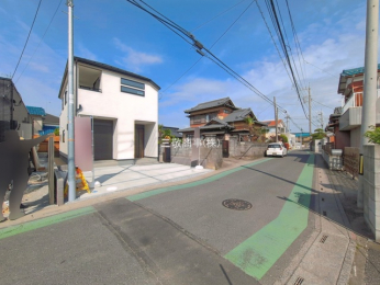 �O�ʓ��H�܂ތ��n�ʐ^�@-